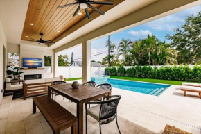 Naples Paradise Cove Luxury Beach Home